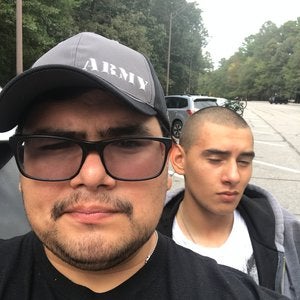 Support my buddy ! Watch his stream!