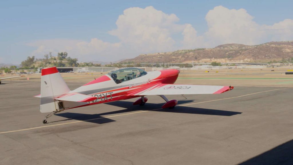 Gamespot Producer Tries Top Gun: Maverick's Flight Training (and Puked)