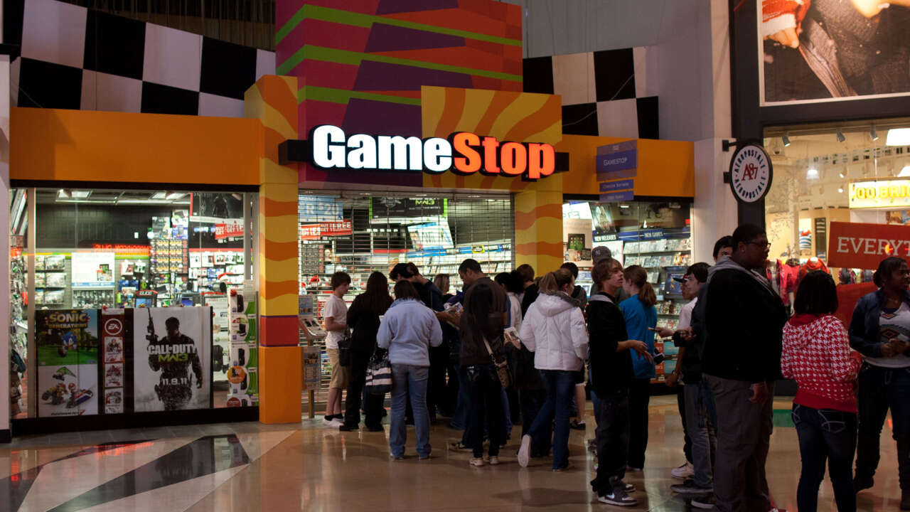 GameStop Will Reportedly Close Stores For Thanksgiving This Year