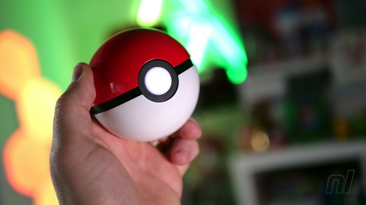 Hands On: Want To Feel Like A Real Pokémon Trainer? Try This Premium Poké Ball Replica