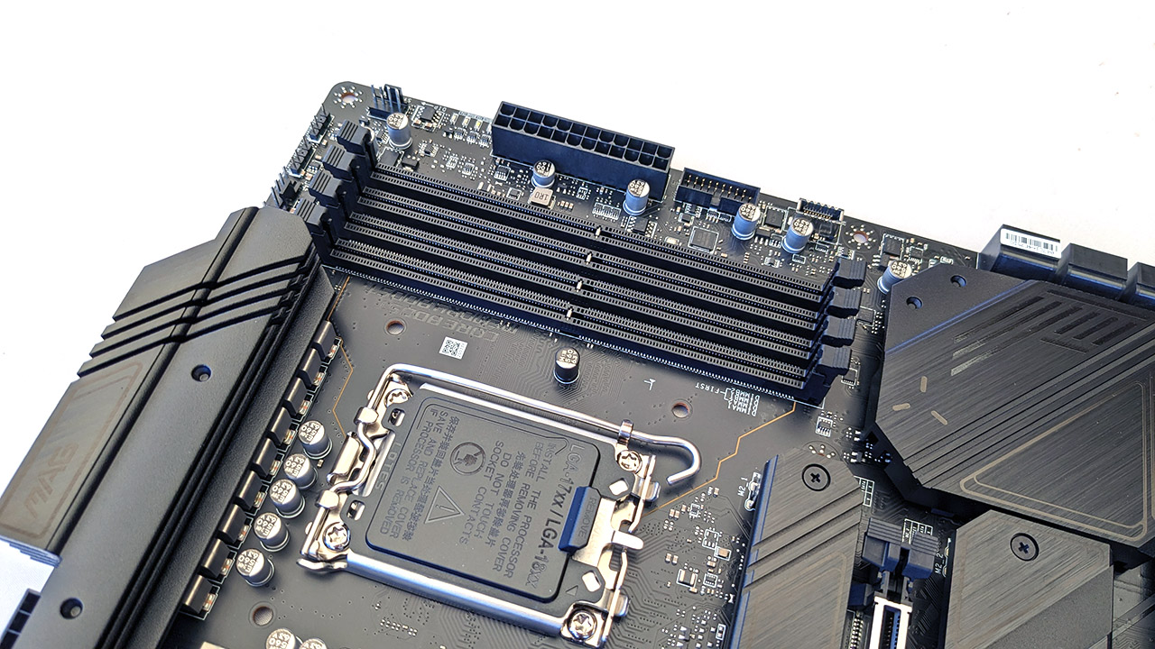 MSI MAG Z790 Tomahawk WIFI memory slots