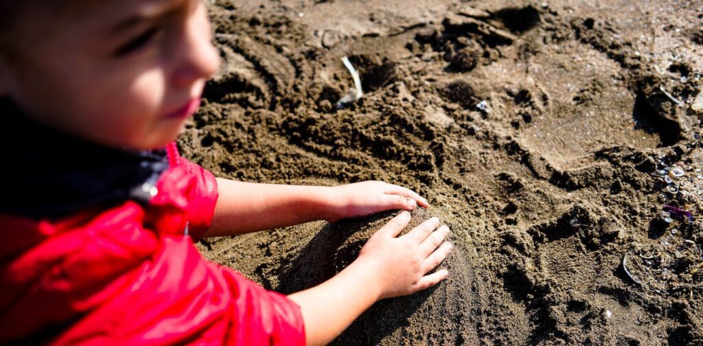 How to get the most out of sand play: 4 tips from a sculptor