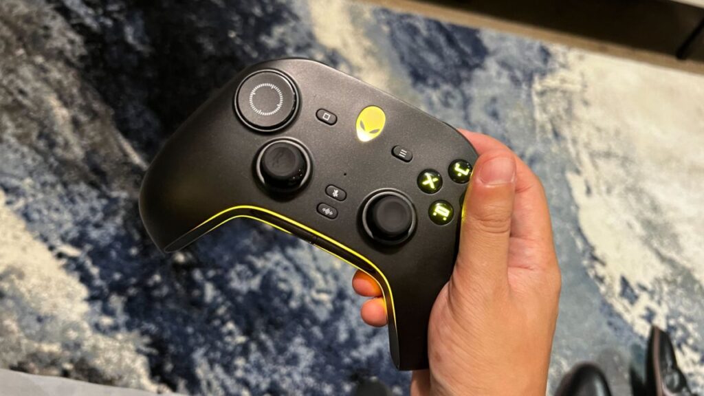 Concept Nyx controller in someone