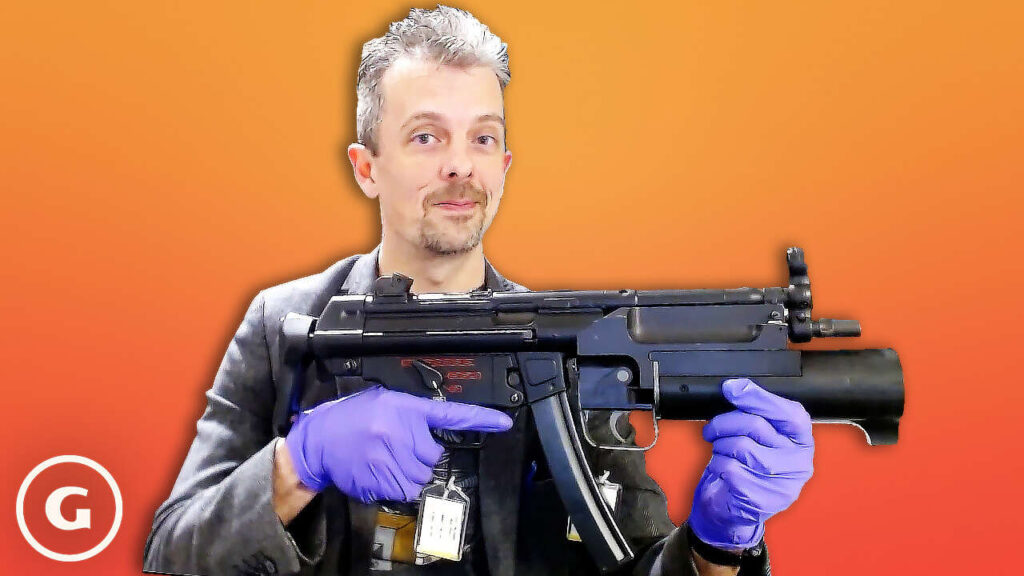 Firearms Expert Reacts To Half-Life Franchise Guns