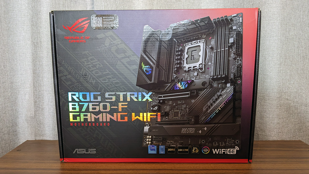 Asus ROG Strix B760-F Gaming WiFi box