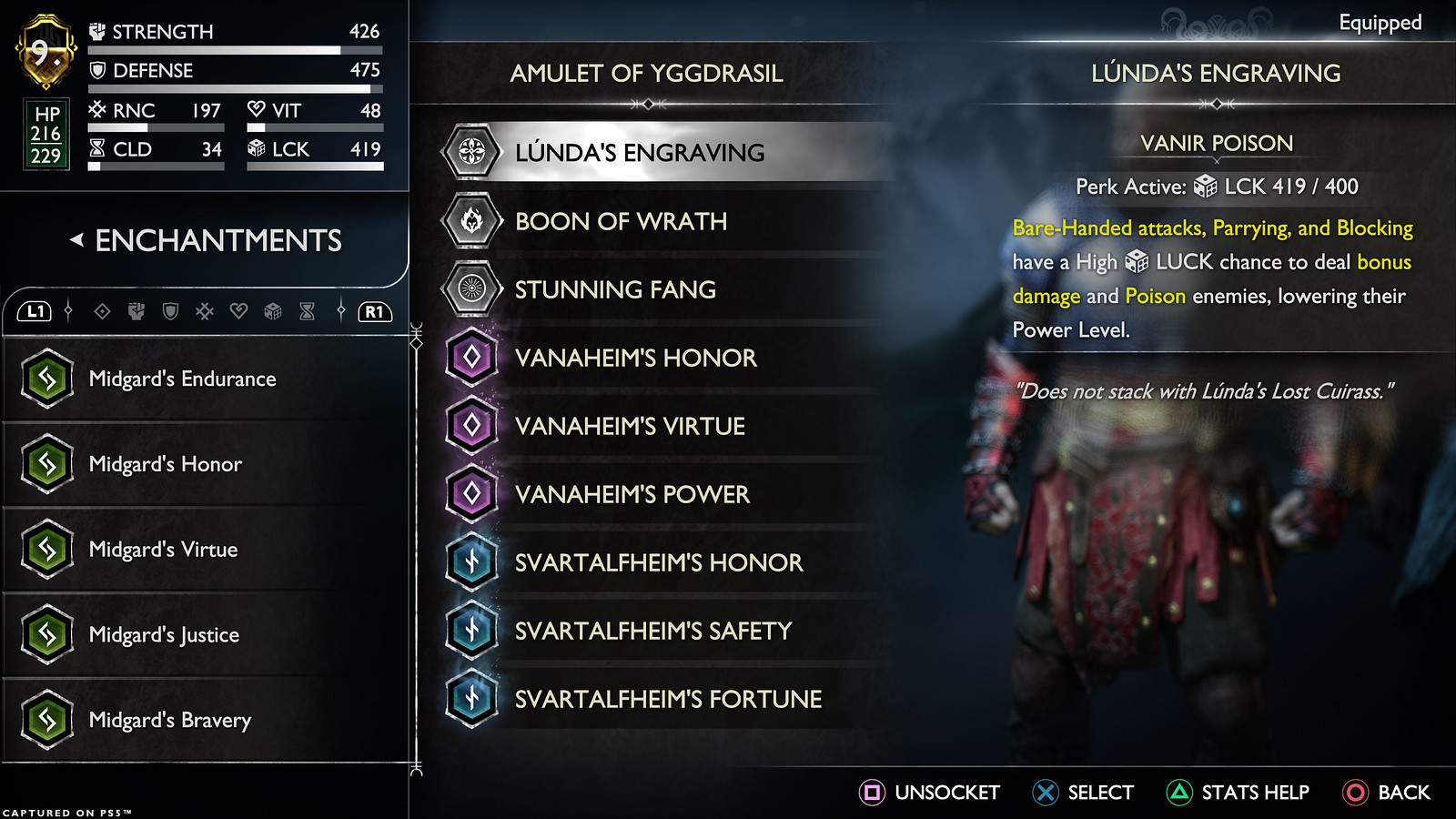 Image show the in-game Enchantments menu with the recommended Enchantments equipped in the Amulet of Yggdrasil. The selected Enchantment is Lúnda’s Engraving, which gives the Perk Vanir Poison.