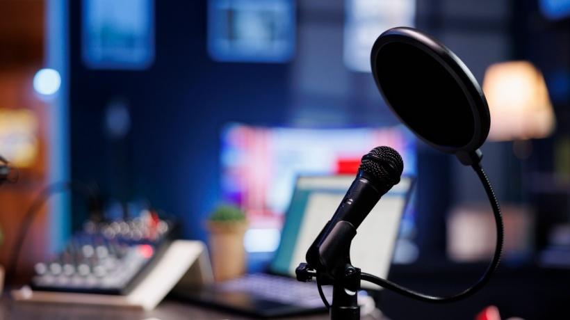 eLearning Podcasts That Are A Must-Listen For L&D Pros