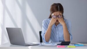 Job Dissatisfaction: Survival Tips For An Unhappy Workplace