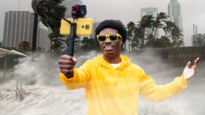 No, You Shouldn’t Livestream Hurricane Milton For Clout