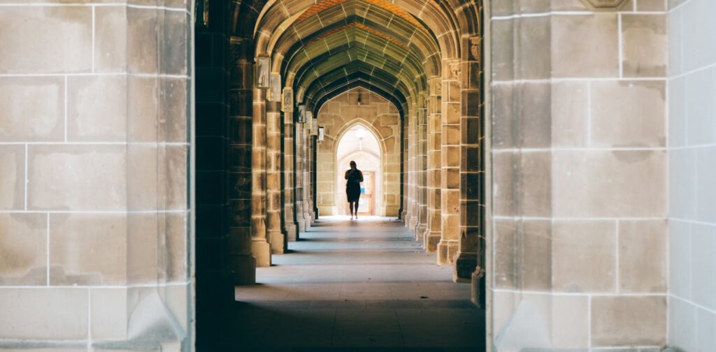 71% of Australian uni staff are using AI. What are they using it for? What about those who aren’t?